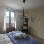 La Maison Du Chevalier - Et Tables D'hotes - Adults Only Bed & Breakfast