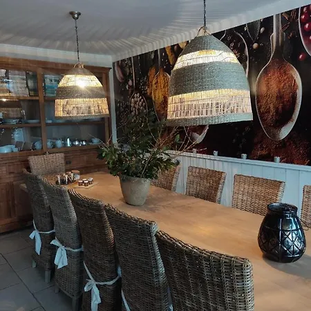 La Maison Du Chevalier - Et Tables D'hotes - Adults Only