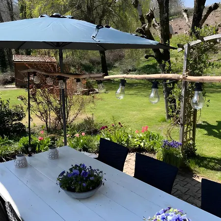 La Maison Du Chevalier Bed & Breakfast