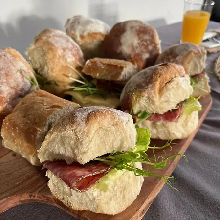 Bed & Breakfast La Maison Du Chevalier - Et Tables D'hotes - Adults Only 3*