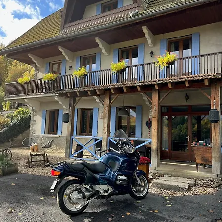 Bed & Breakfast La Maison Du Chevalier - Et Tables D'hotes - Adults Only Marat