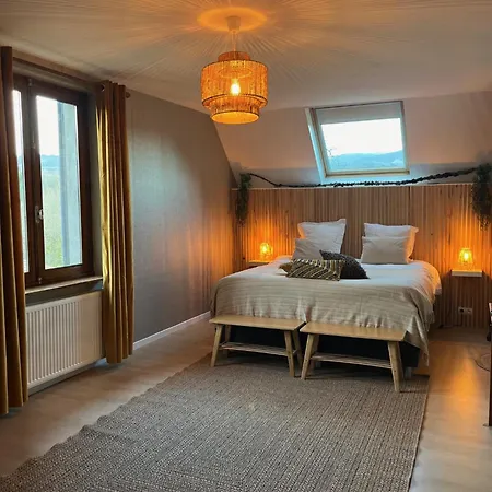 La Maison Du Chevalier Bed & Breakfast Marat
