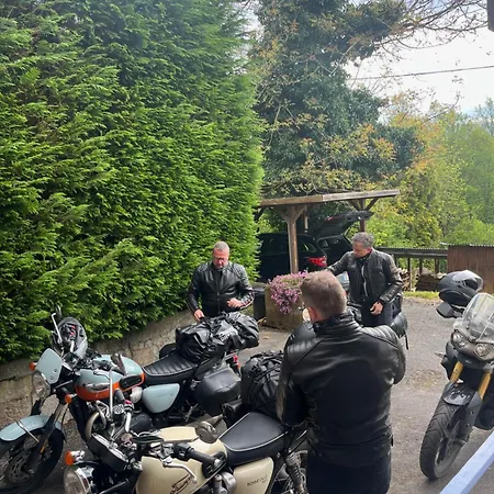 לינה וארוחת בוקר La Maison Du Chevalier - Et Tables D'hotes - Adults Only