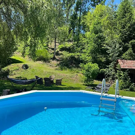 Bed & Breakfast La Maison Du Chevalier - Et Tables D'hotes (adults Only) Marat