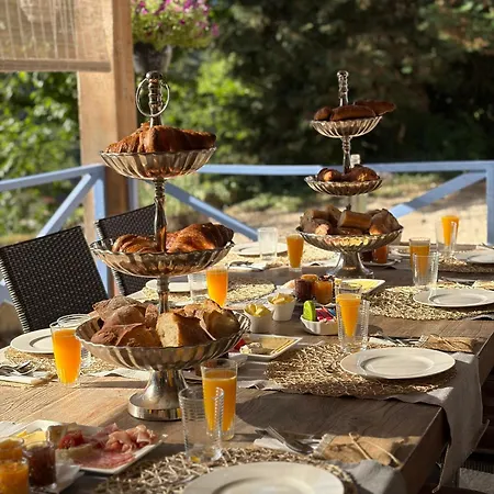 La Maison Du Chevalier - Et Tables D'hotes - Adults Only