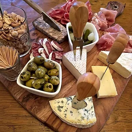 La Maison Du Chevalier - Et Tables D'hotes (adults Only) Bed & Breakfast 3*