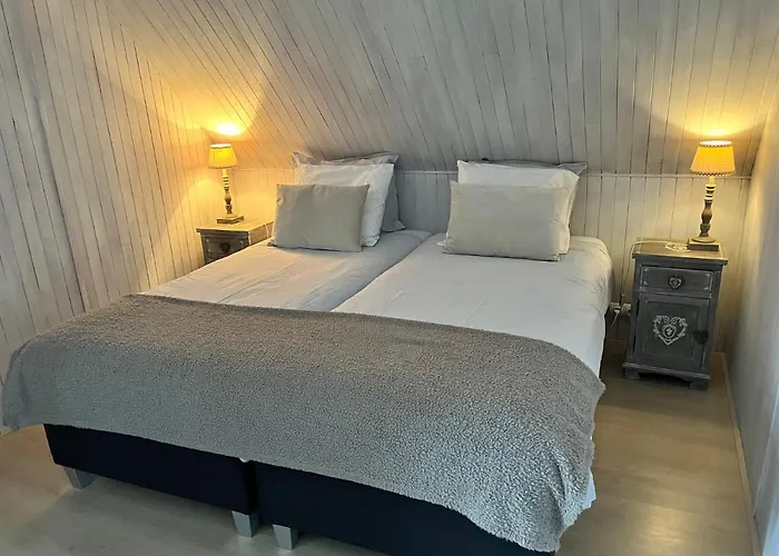 La Maison Du Chevalier - Et Tables D'hotes - Adults Only