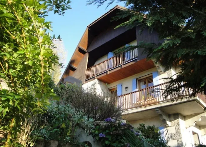 La Maison Du Chevalier - Et Tables D'hotes - Adults Only Bed & Breakfast