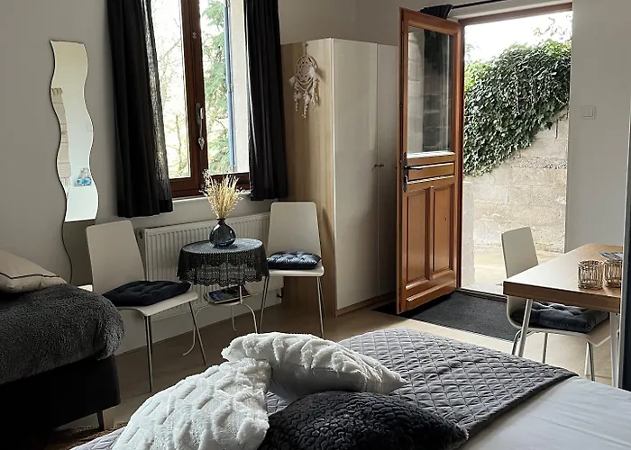 La Maison Du Chevalier - Et Tables D'hotes - Adults Only 3* Marat